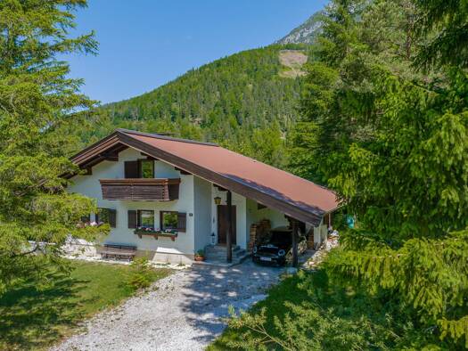 Haus zum Kauf 1.390.000 € 5 Zimmer 121 m² 1.400 m² Grundstück St. Ulrich am Pillersee 6393