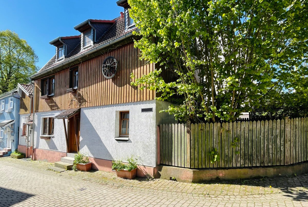 Einfamilienhaus zum Kauf 229.000 € 4 Zimmer 104 m²<br/>Wohnfläche 102 m²<br/>Grundstück Heldenbergen Nidderau - Heldenbergen 61130