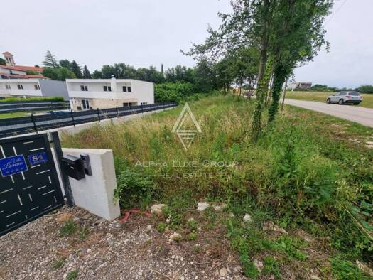 Wohn- und Gewerbegrundstück zum Kauf 75.000 € Juršići, Svetvinčenat Svetvinčenat 52342