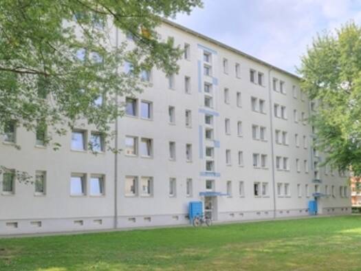 Wohnung zur Miete 300 € 2 Zimmer 39,5 m² 4. Geschoss frei ab 01.12.2026 Saturnstraße 9 Trotha Halle (Saale) 06118
