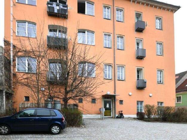 Wohnung zum Kauf provisionsfrei 87.000 € 2 Zimmer 71 m² frei ab sofort Pulsnitz 01896