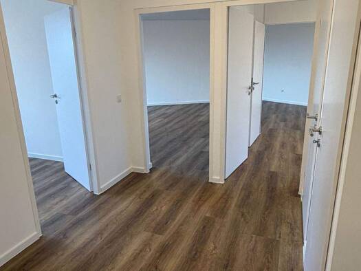 Wohnung zur Miete 1.400 € 3 Zimmer 96,2 m² 6. Geschoss frei ab 01.04.2026 Westhoven Köln 51149