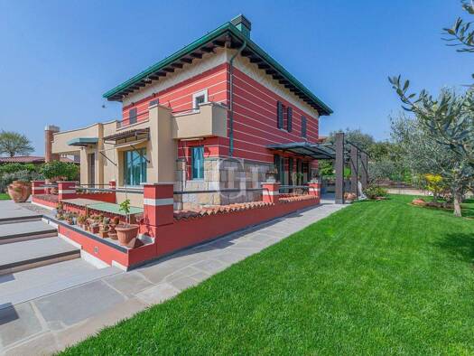 Villa zum Kauf 1.580.000 € 10 Zimmer 500 m² 1.119 m² Grundstück frei ab sofort Erbusco 25030