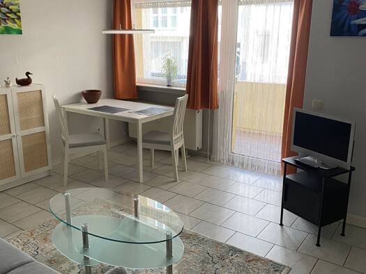 Wohnung zur Miete 650 € 1,5 Zimmer 32 m² Geschoss EG/6 frei ab sofort Schulstraße 25 Sachsenhausen Frankfurt am Main 60594