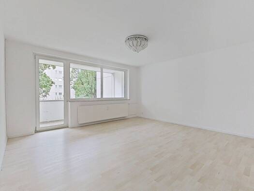 Wohnung zur Miete 729 € 4 Zimmer 81 m² frei ab sofort Schreiberhauer Straße 3 Kernstadt Süd Peine 31226