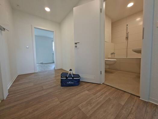 Wohnung zur Miete 334 € 3 Zimmer 57,5 m² 3. Geschoss Irkutsker Straße 159 Kappel Kappel 09119