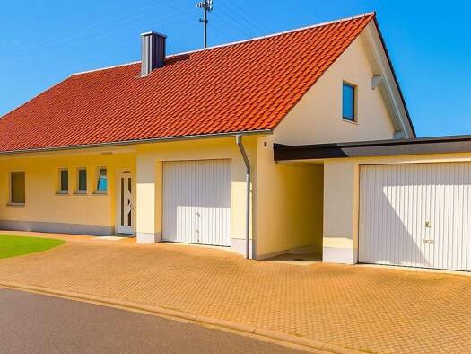 Wohnung zur Miete 975 € 4 Zimmer 110 m² frei ab 01.03.2026 Böttingen 78583