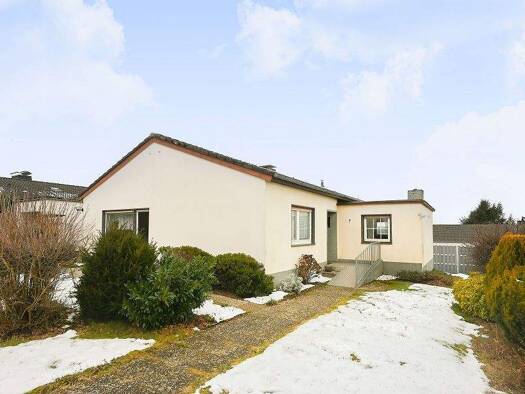 Bungalow zum Kauf 229.000 € 5 Zimmer 117 m² 728 m² Grundstück Jöllenbeck Bielefeld 33739