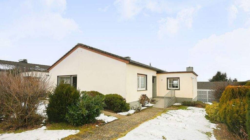 Bungalow zum Kauf 229.000 € 5 Zimmer 117 m² 728 m² Grundstück Jöllenbeck Bielefeld 33739
