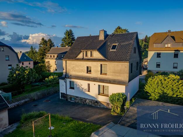 Haus zum Kauf 200.000 € 5 Zimmer 100 m² 1.000 m² Grundstück Thum Thum 09419