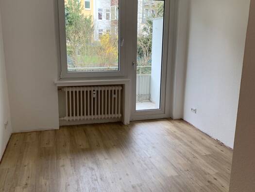 Wohnung zur Miete 890 € 4 Zimmer 92,3 m² EG frei ab 01.11.2025 Eupener Str. 3 Marienburger Höhe Hildesheim 31141