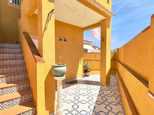 Villa zum Kauf 124.900 € 2 Zimmer 46 m² MANUEL BENITEZ-EL CORDOBE Torrevieja 03180