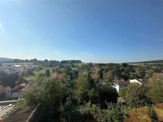 Wohnung zum Kauf 299.000 € 7 Zimmer 186 m² frei ab sofort Büdingen Büdingen , Hess 63654