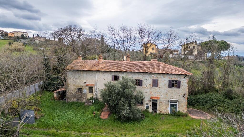 Haus zum Kauf 340.000 € 5 Zimmer 350 m² 6.000 m² Grundstück frei ab sofort Gambassi Terme