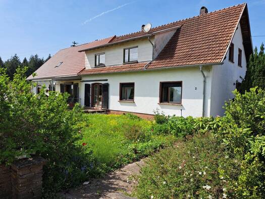 Mehrfamilienhaus zum Kauf 173.000 € 150 m² 566 m² Grundstück frei ab sofort Im Bornwald 2 Bergen Losheim am See 66679