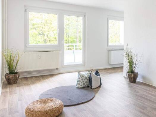 Wohnung zur Miete 217 € 2 Zimmer 36,1 m² 9. Geschoss frei ab 01.01.2026 Am Harthwald 1 Markersdorf Chemnitz 09123