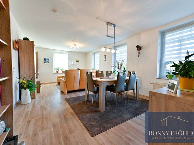 Maisonette zur Miete 440 € 3 Zimmer 62 m² 2. Geschoss frei ab 01.08.2025 Neuwürschnitz Oelsnitz/Erzgebirge 09376