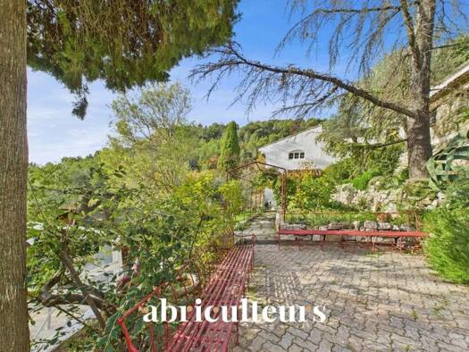 Haus zum Kauf 695.000 € 223 m² 14.000 m² Grundstück Cantaron 06340