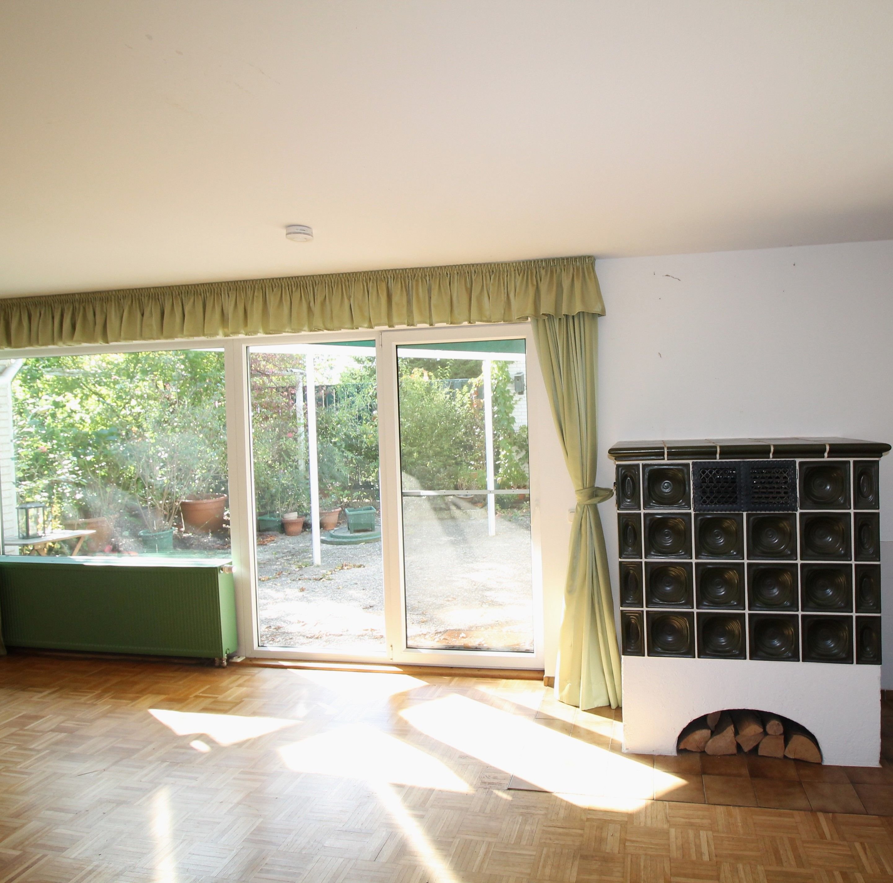 Einfamilienhaus zum Kauf 315.000 € 5 Zimmer 150 m²<br/>Wohnfläche 557 m²<br/>Grundstück ab sofort<br/>Verfügbarkeit Wahlstedt 23812