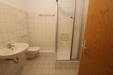 Wohnung zur Miete 429 € 2 Zimmer 53,1 m² 3. Geschoss frei ab 01.08.2025 Lessingstraße 44 Freiberg Freiberg 09599