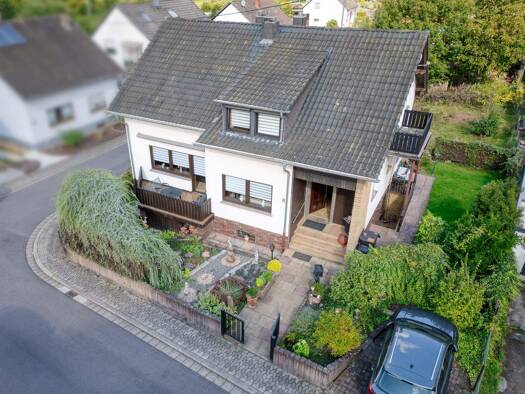 Mehrfamilienhaus zum Kauf 276.900 € 8 Zimmer 165,1 m² 368 m² Grundstück Saarhölzbach Mettlach 66693