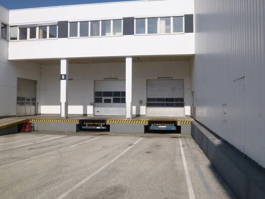 Büro zur Miete 10,50 € Wiener Neudorf 2351