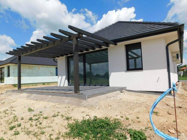 Haus zum Kauf - Erstbezug provisionsfrei als Kapitalanlage geeignet 274.900 € 4 Zimmer 110 m² 703 m² Grundstück Cserszegtomaj  8372
