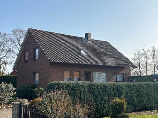 Mehrfamilienhaus zum Kauf 268.000 € 8 Zimmer 195 m² 1.243 m² Grundstück Wehe Rahden 32369