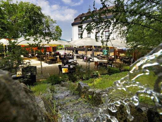 Hotel zum Kauf provisionsfrei 16 Zimmer 610 m² Gastrofläche 17.000 m² Grundstück Weismark-Feyen Trier 54296