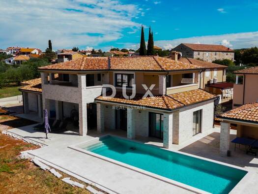 Einfamilienhaus zum Kauf 1.350.000 € 8 Zimmer 2.396 m² Grundstück Kaštelir 52464