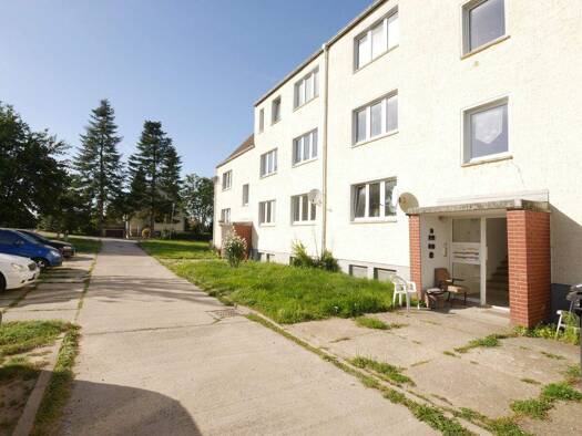 Wohnung zur Miete 277 € 1 Zimmer 43 m² Groß Stieten 23972