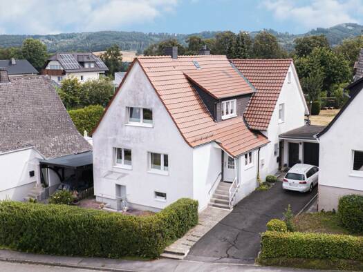 Doppelhaushälfte zum Kauf 115.000 € 3 Zimmer 72 m² 169 m² Grundstück Arnsberg Arnsberg 59821