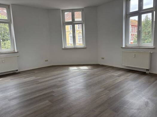 Wohnung zur Miete 450 € 2 Zimmer 84 m² frei ab sofort Roßlau Dessau-Roßlau 06862