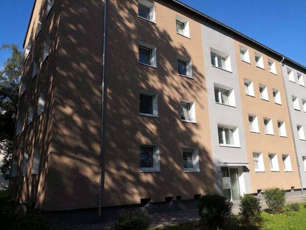 Wohnung zur Miete 524 € 3 Zimmer 65,5 m² 2. Geschoss frei ab 01.02.2026 Drakerfeld 22 Obermeiderich Duisburg 47138