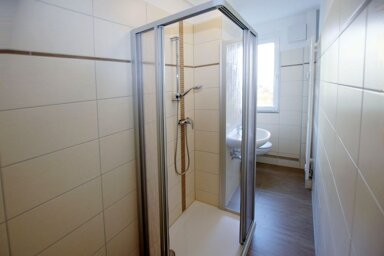 Wohnung zur Miete 274,74 € 2 Zimmer 48,2 m² EG Sternplatz 3 Neundorfer Vorstadt Plauen 08523