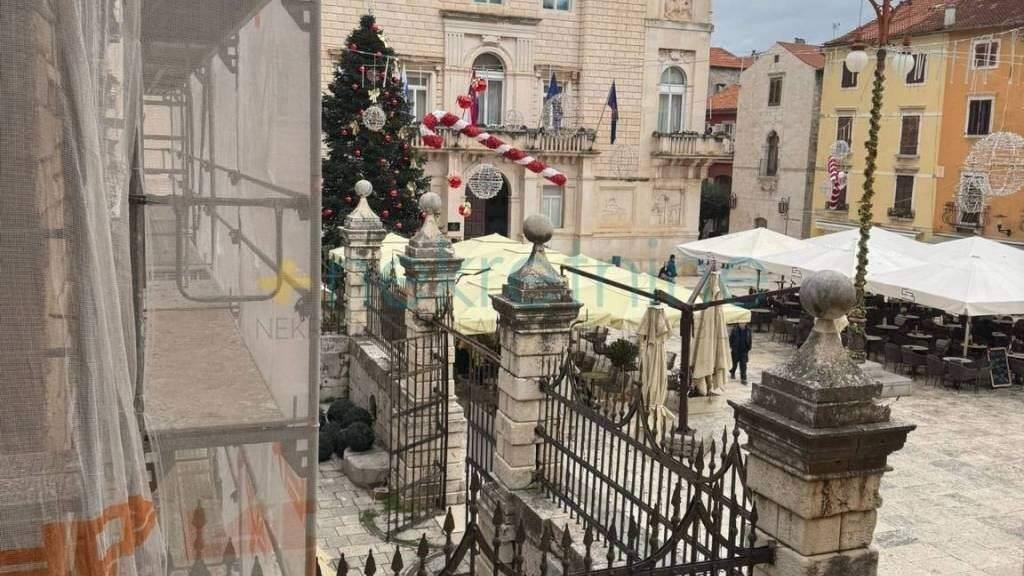 Wohnung zum Kauf 300.000 € 4 Zimmer 74 m² 1. Geschoss Vostarnica - Poluotok