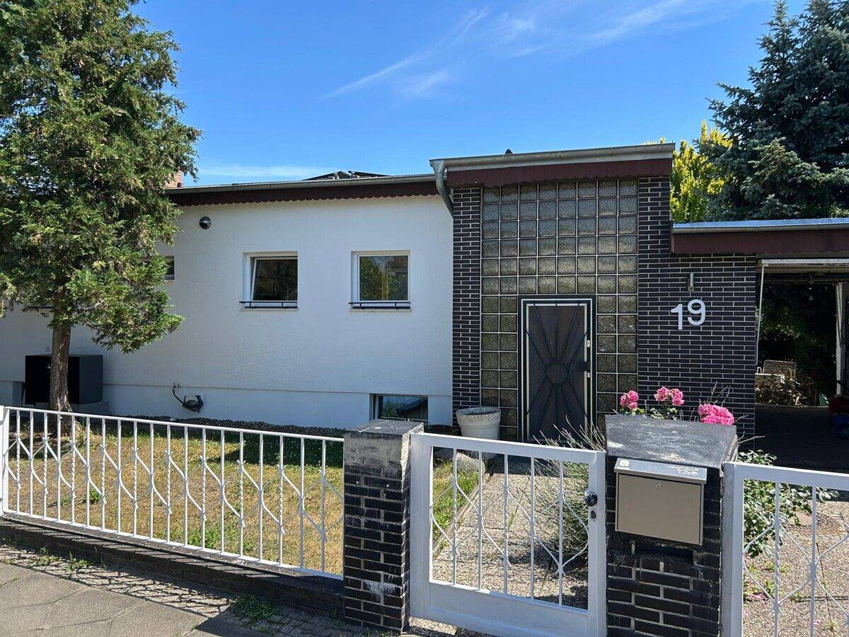 Einfamilienhaus zur Miete - Widok 2