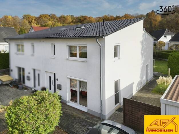 Doppelhaushälfte zum Kauf 298.500 € 4 Zimmer 121 m² 513 m² Grundstück Arnsberg 59821