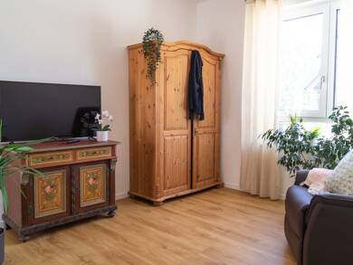 Wohnung zur Miete 712 € 1 Zimmer 46,8 m² frei ab sofort Münchaurach Aurachtal 91086