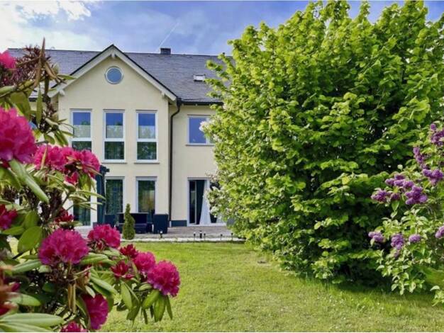 Einfamilienhaus zum Kauf 925.000 € 10 Zimmer 335 m² 913 m² Grundstück Ellar Waldbrunn 65620