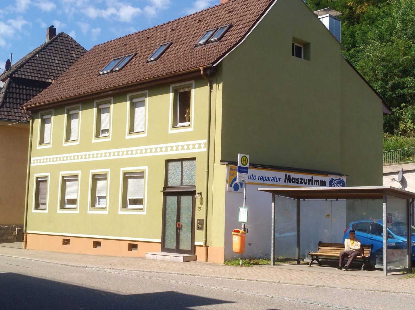 Mehrfamilienhaus zum Kauf provisionsfrei 338.000 € 8 Zimmer 230 m²<br/>Wohnfläche 253 m²<br/>Grundstück Bundesstrasse 27 Atzenbach Zell i.W. / Atzenbach 79669