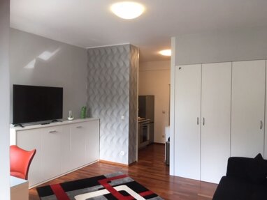 Wohnung zur Miete Wohnen auf Zeit 1.398 € 1 Zimmer 32 m² frei ab 09.10.2024 Würzburger Straße Wilmersdorf Berlin 10789