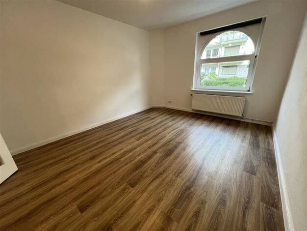 Wohnung zur Miete 1.472 € 3 Zimmer 87,2 m² frei ab 03.08.2026 Birkenstraße 34 Südstadt Südstadt - Bült 30171