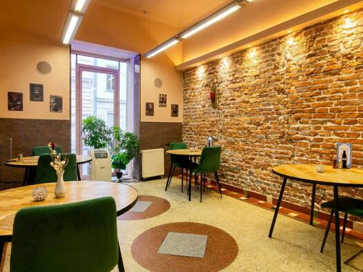 Restaurant zur Miete 1.519 € Sankt Leonhard Graz 8010