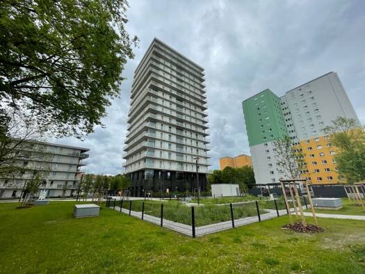 Wohnung zur Miete 913 € 2 Zimmer 57,3 m² 14. Geschoss frei ab 01.10.2026 Isarstraße Anger Erlangen 91052