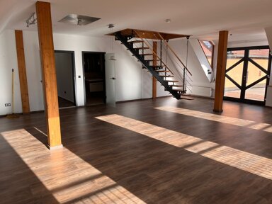 Wohnung zur Miete 910 € 3 Zimmer 130 m² Goethestr 2 Uehlfeld Uehlfeld 91486