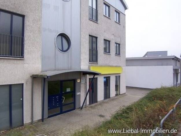 Wohnung zur Miete 265 € 2 Zimmer 41,4 m² Oststadt Neubrandenburg 17036