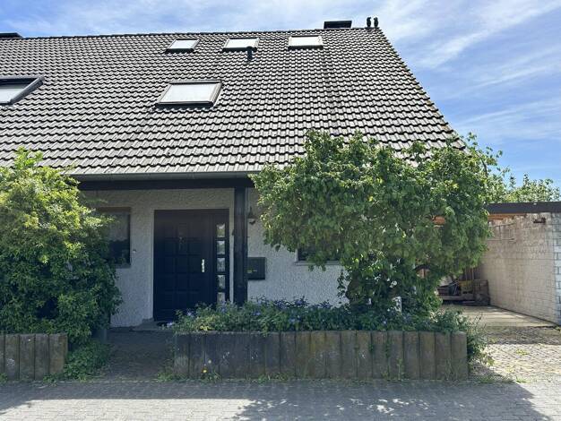 Doppelhaushälfte zum Kauf provisionsfrei 470.000 € 5 Zimmer 114 m² 249,5 m² Grundstück Eich Pfungstadt 64319