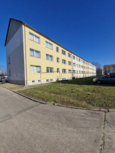 Wohnung zur Miete 229 € 1 Zimmer 45 m² EG frei ab sofort Straße der Einheit 4 Kalbe Kalbe (Milde) 39624