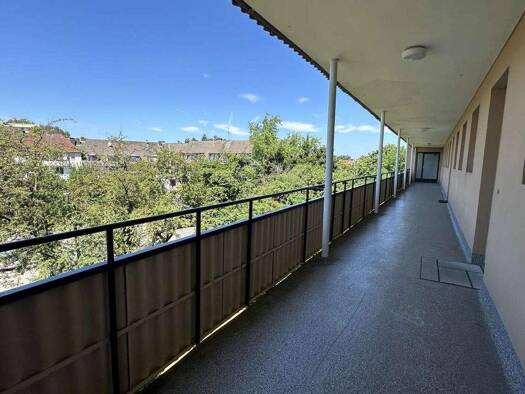 Wohnung zur Miete 630 € 3,5 Zimmer 63,6 m² 3. Geschoss frei ab sofort Asthöwerstraße 7 Holsterhausen Essen 45147